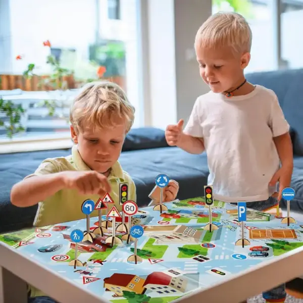 Joc Educativ Rutier cu Semne de Circulatie