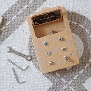 Jucarie Montessori Mini-Banc Suruburi Nunukids