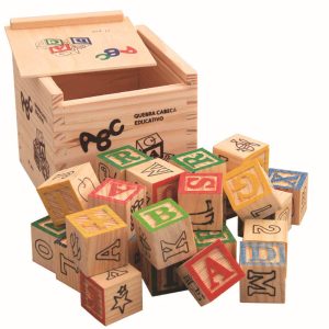 Joc Montessori de Stivuit Cuburi Lemn Alfabet si Cifre