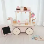 Carucior Inghetata Jucarie din Lemn cu Accesorii