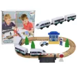 Circuit din Lemn cu Trenulet Pod si Statie de Politie Caratoys