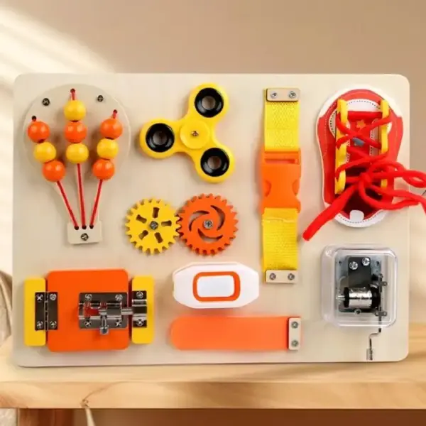 Placa din Lemn cu Activitati Busy Board 3 ani+ Caratoys