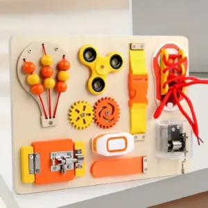 Placa din Lemn cu Activitati Busy Board 3 ani+ Caratoys