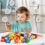 Joc de Snuruit din Lemn cu Masinute Cifre Litere Caratoys