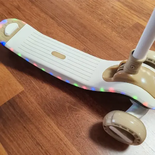 Trotinetă Pliabila Scooter Reglabila cu Lumini LED